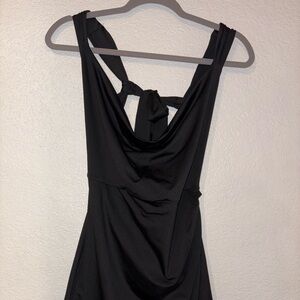 Elegant Black Sleeveless Dress